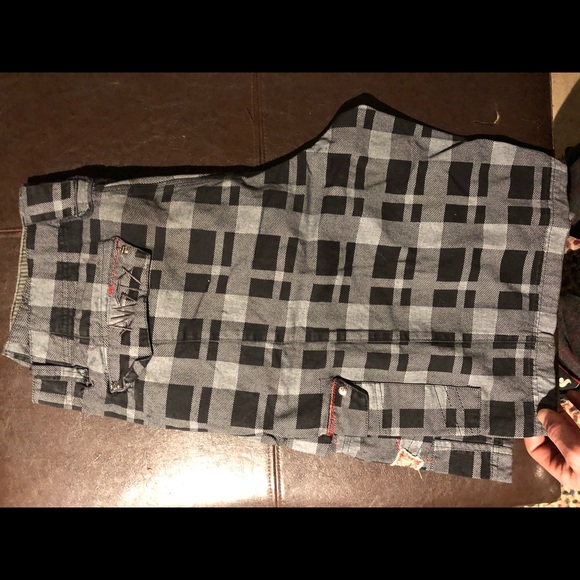 Rusty shorts - Picture 2 of 3